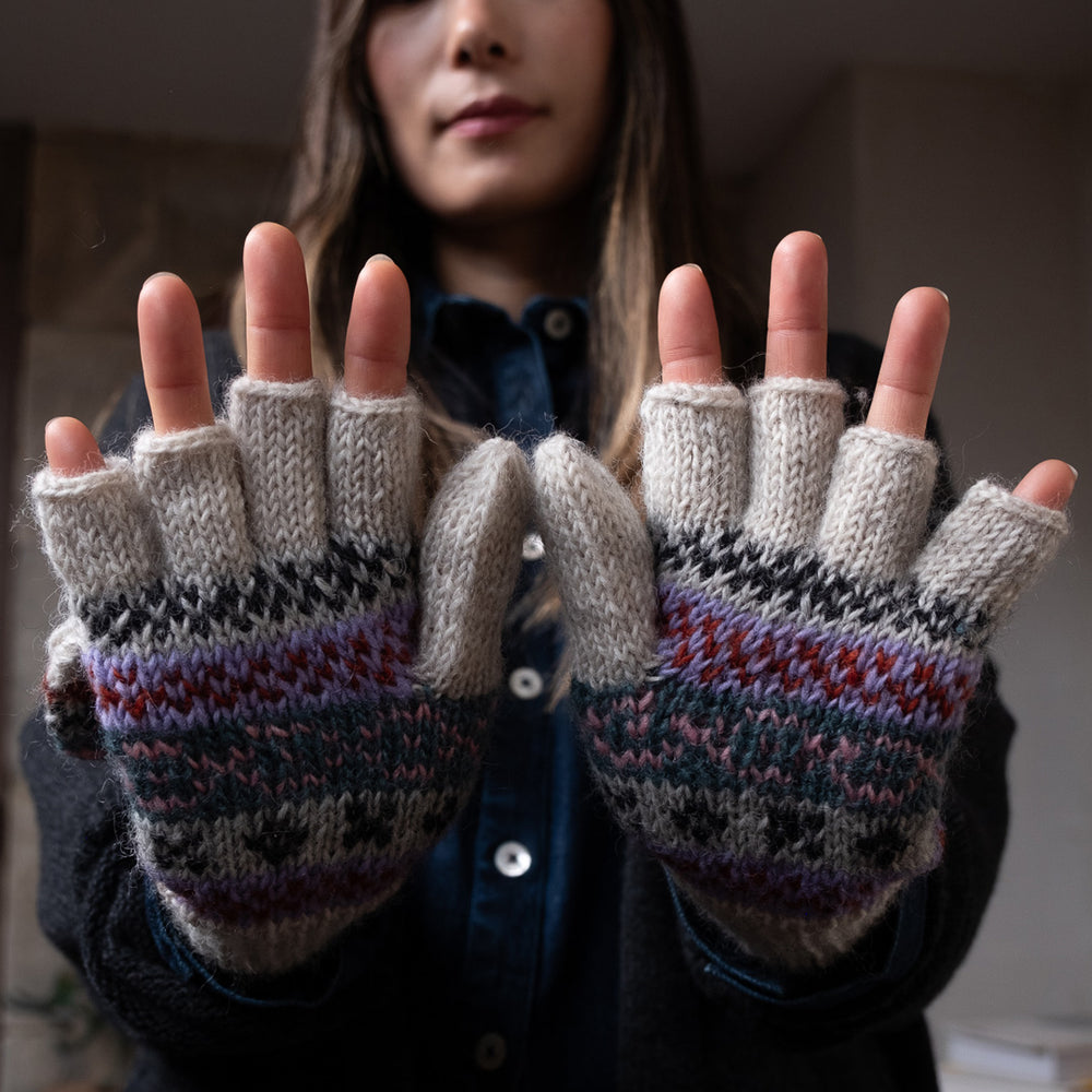 
                      
                        Agnes Fair Isle Mittens
                      
                    