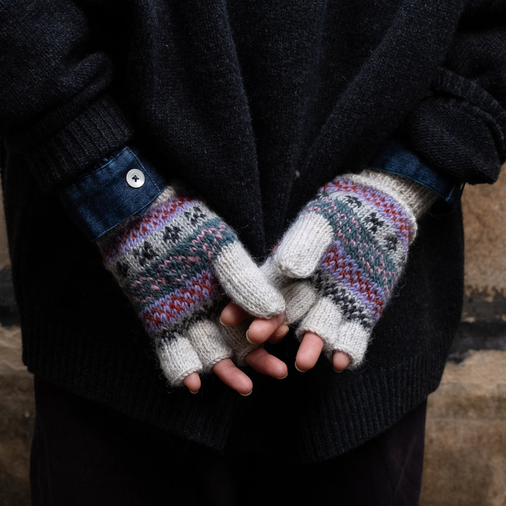 
                      
                        Agnes Fair Isle Mittens
                      
                    