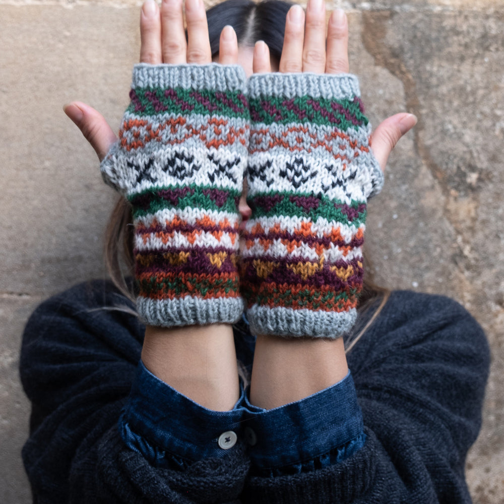 Liv Fair Isle Fingerless Mittens in Mint