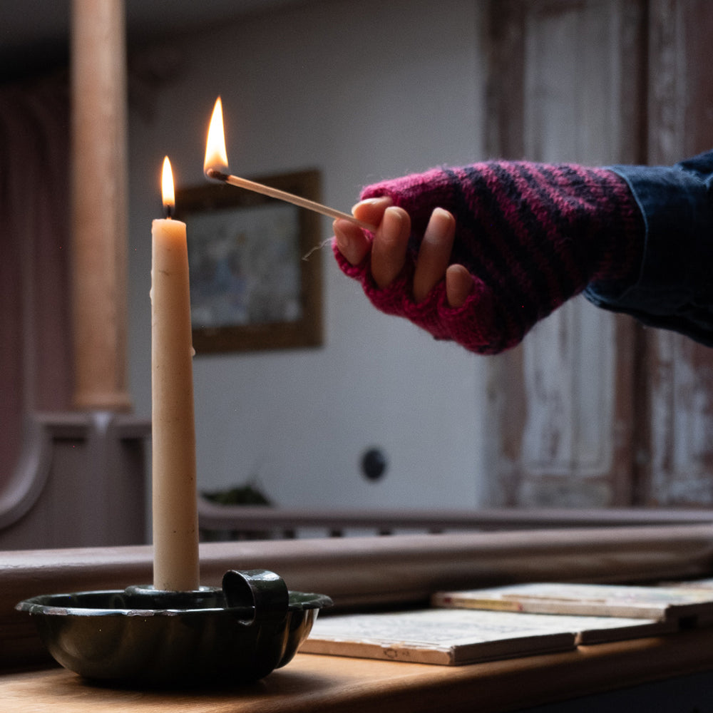 Wren Damask Striped Fingerless Gloves