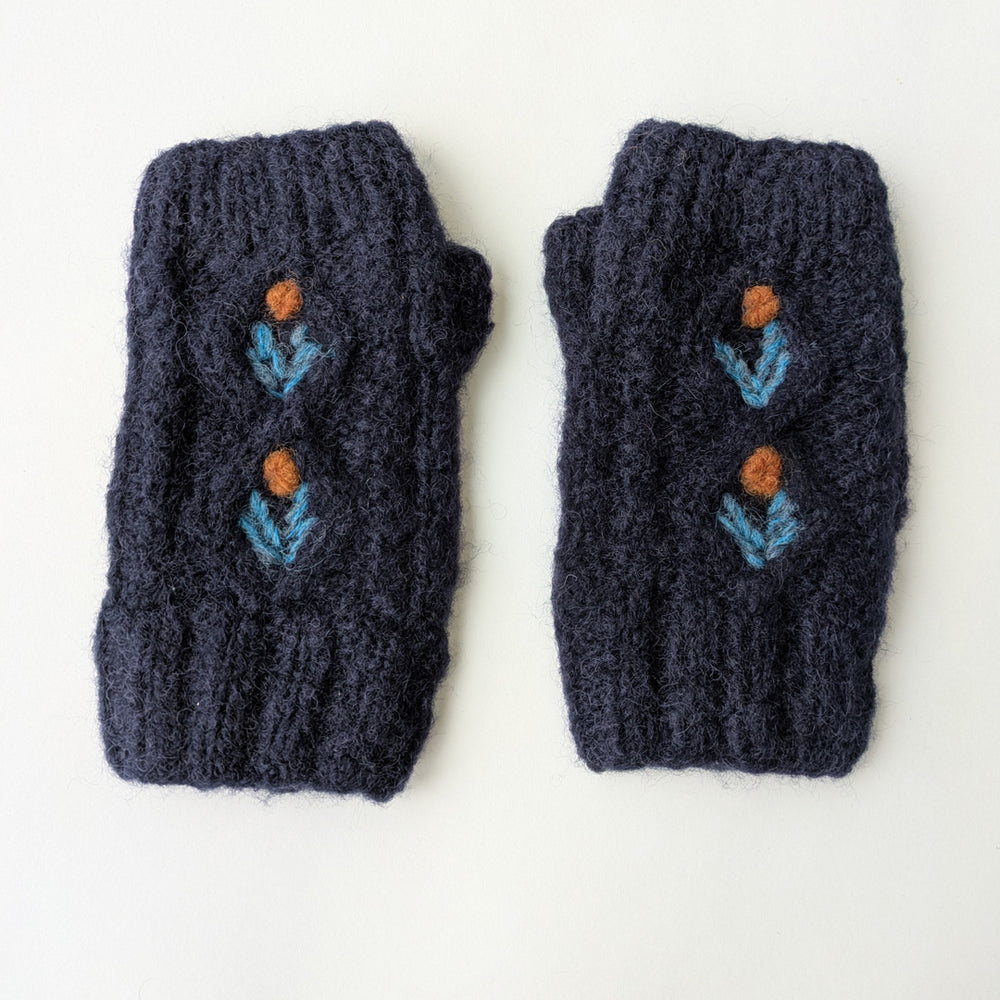 Bloom Mohair Mittens in Navy