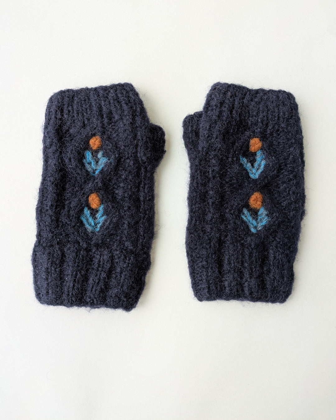 Bloom Mohair Mittens in Navy