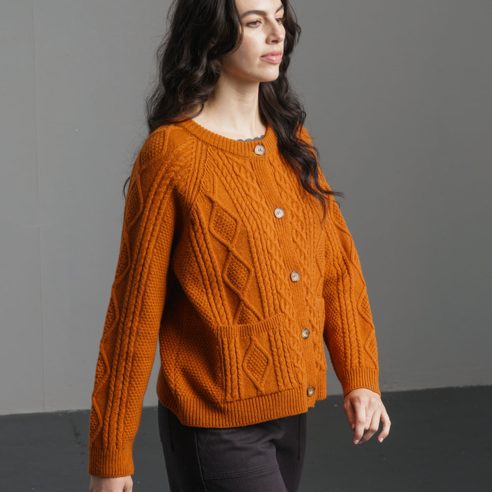 Derby Aran Cardigan - BIBICO