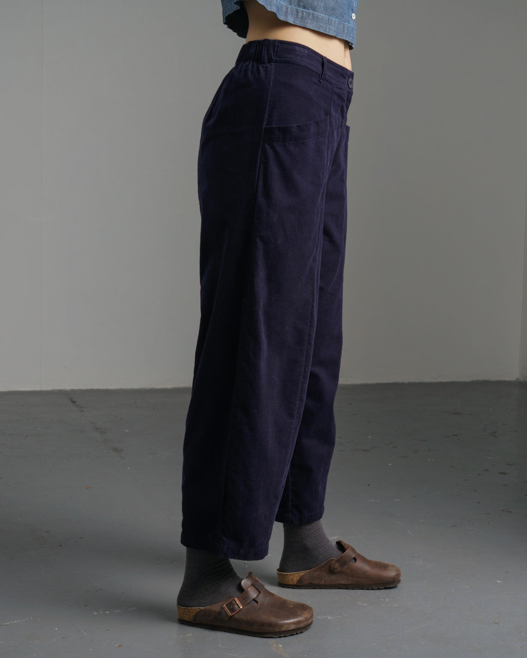 Lorren Barrel Leg Trousers