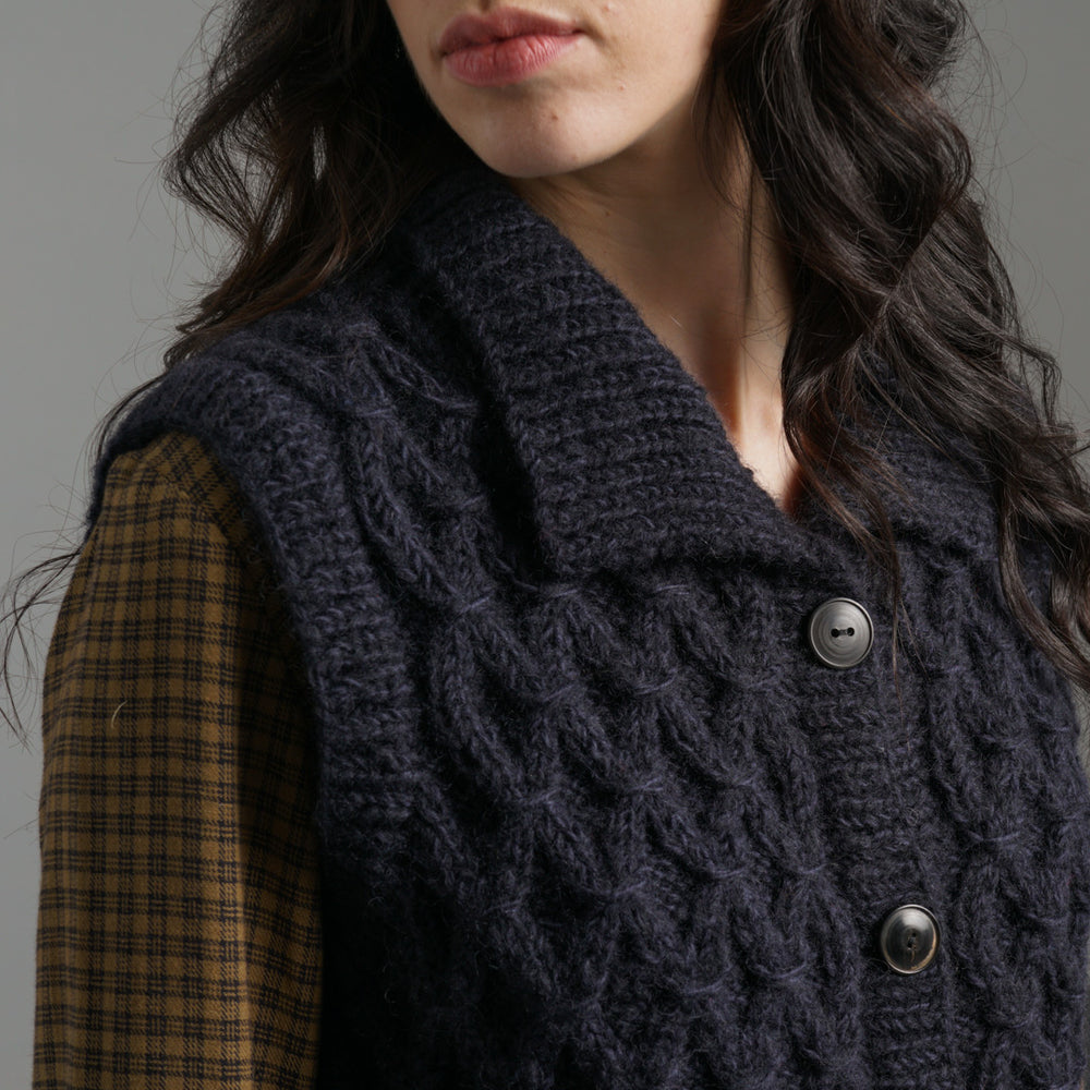 
                      
                        Peppa Buttoned Vest - BIBICO
                      
                    