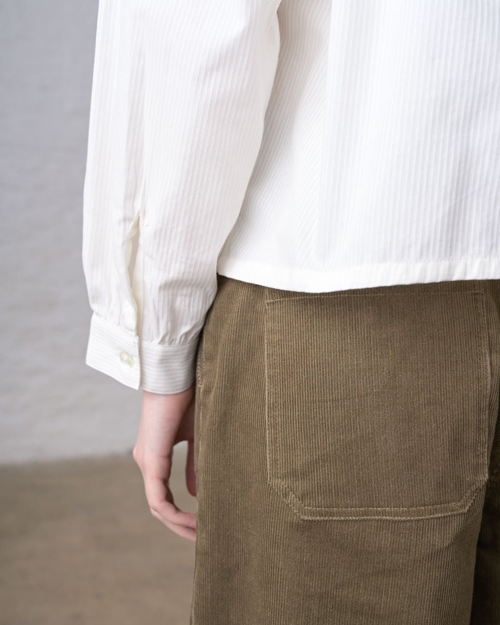 Ada Cropped Blouse - BIBICO