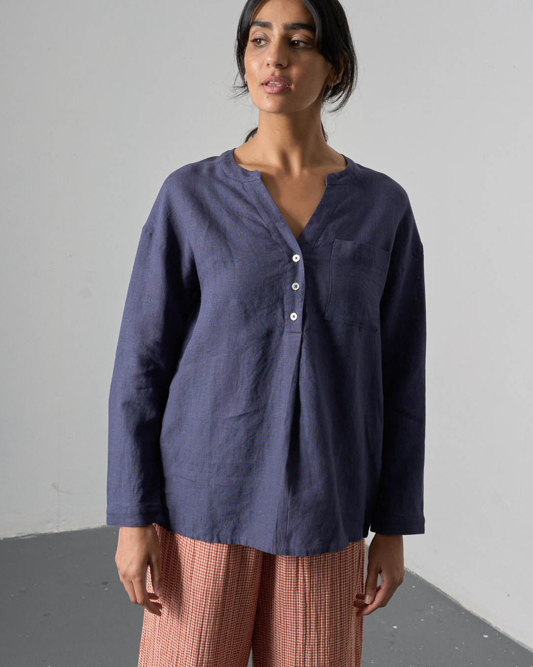 Tanya Navy Pure Linen Collarless Blouse | By BIBICO