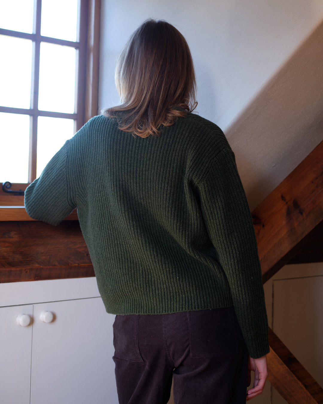 Amita Dark Green Ribbed Pure Wool Cardigan | By BIBICO