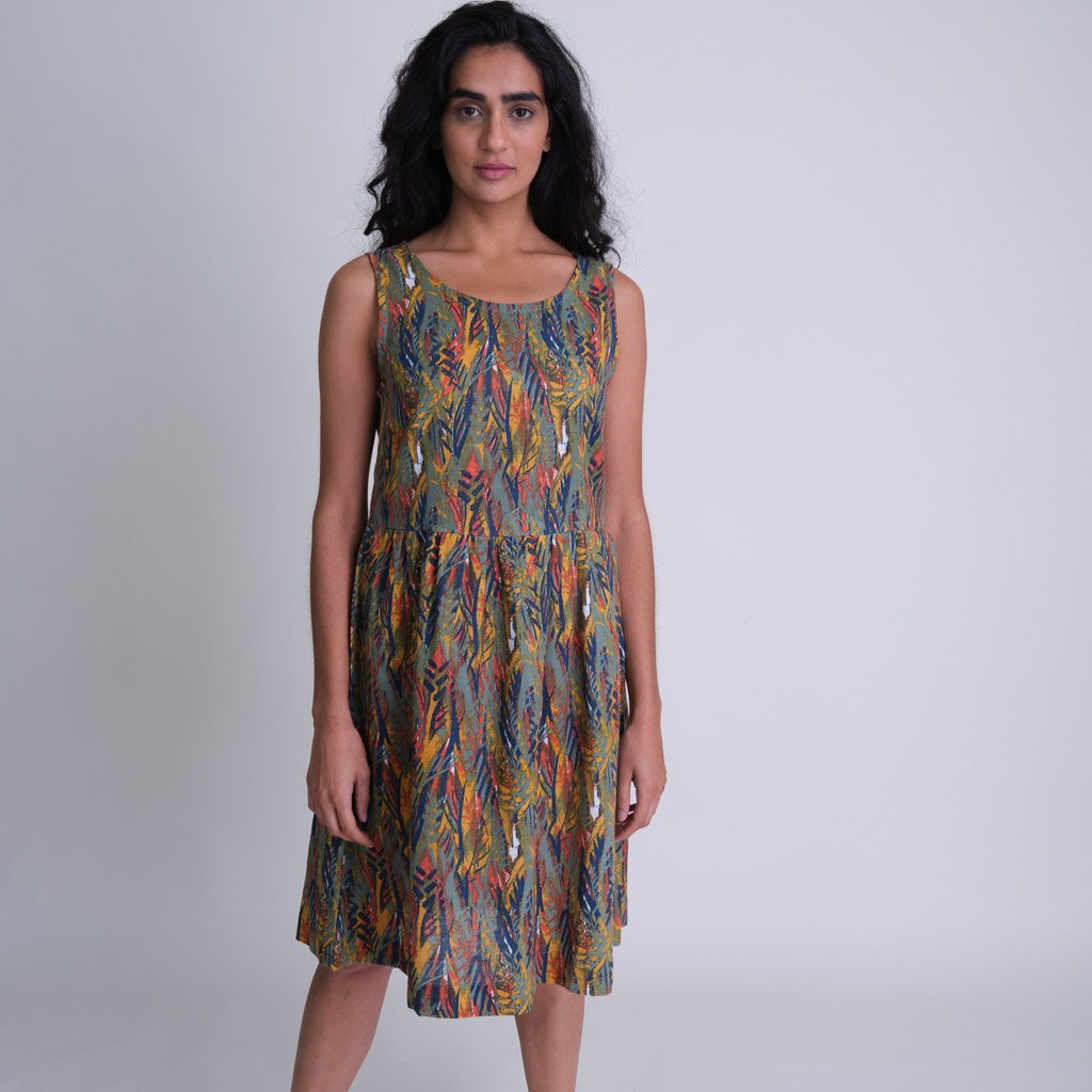 Sleeveless Jungle Print Dress by BIBICO