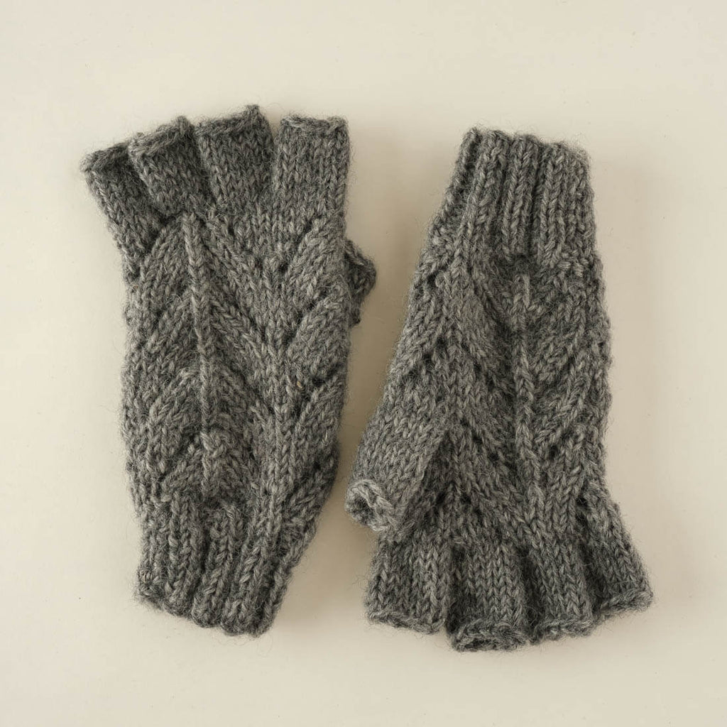 Hand knitted wool mittens with lacy pattern - grey